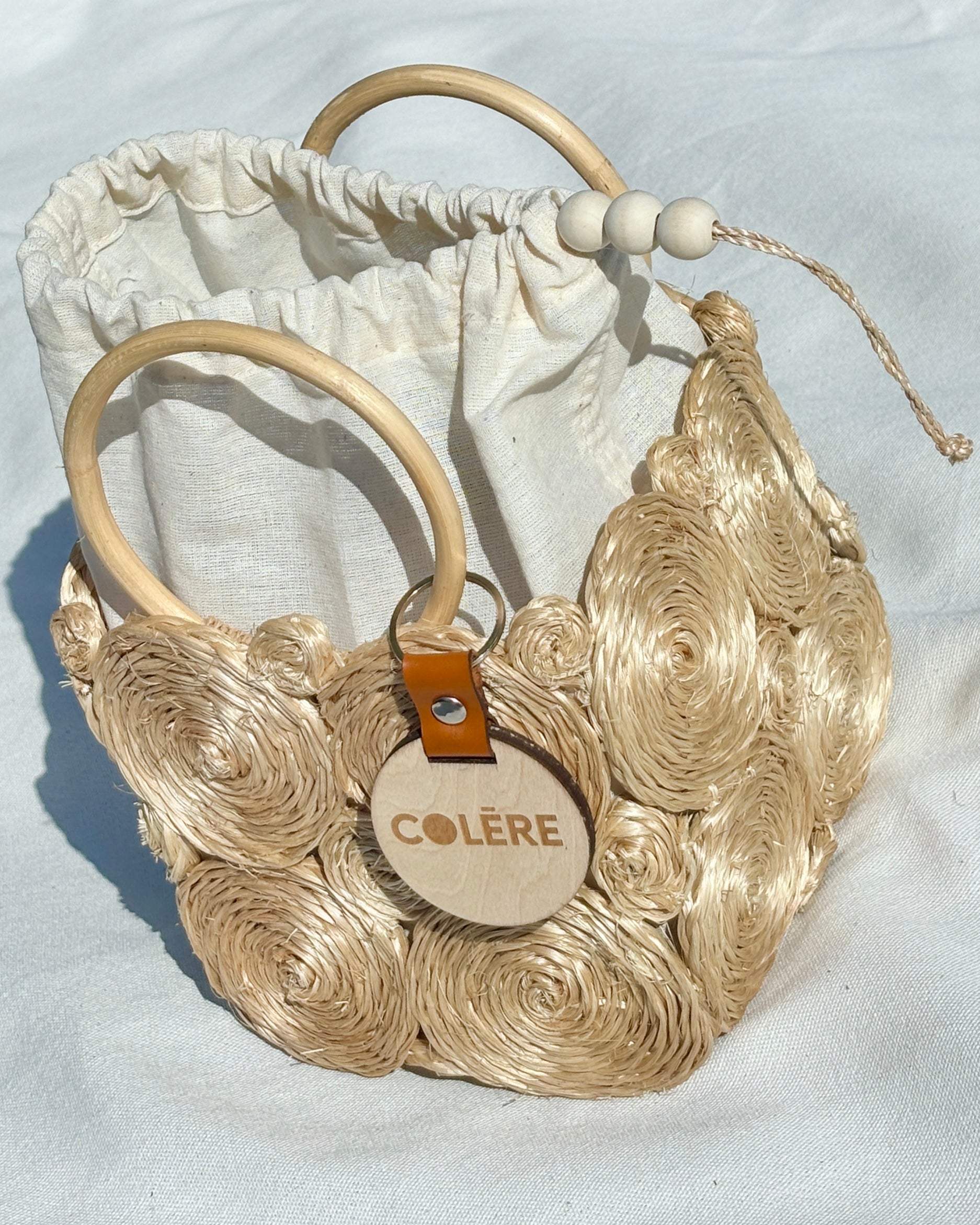 Colō Colēre · Hand-Braided Abaca · Crossbody Bag