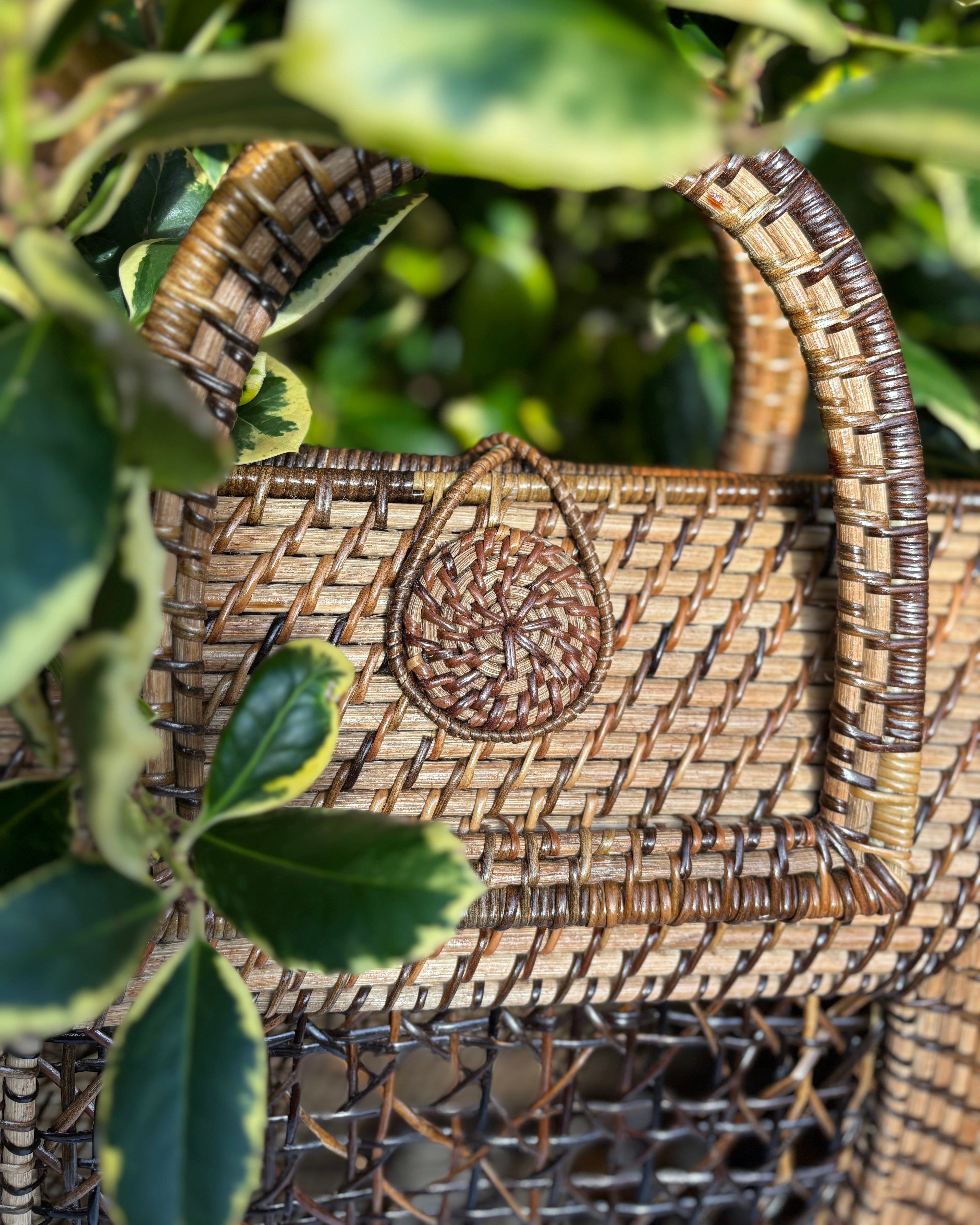 Saltus Large Rattan · Solihiya weave · PREORDER